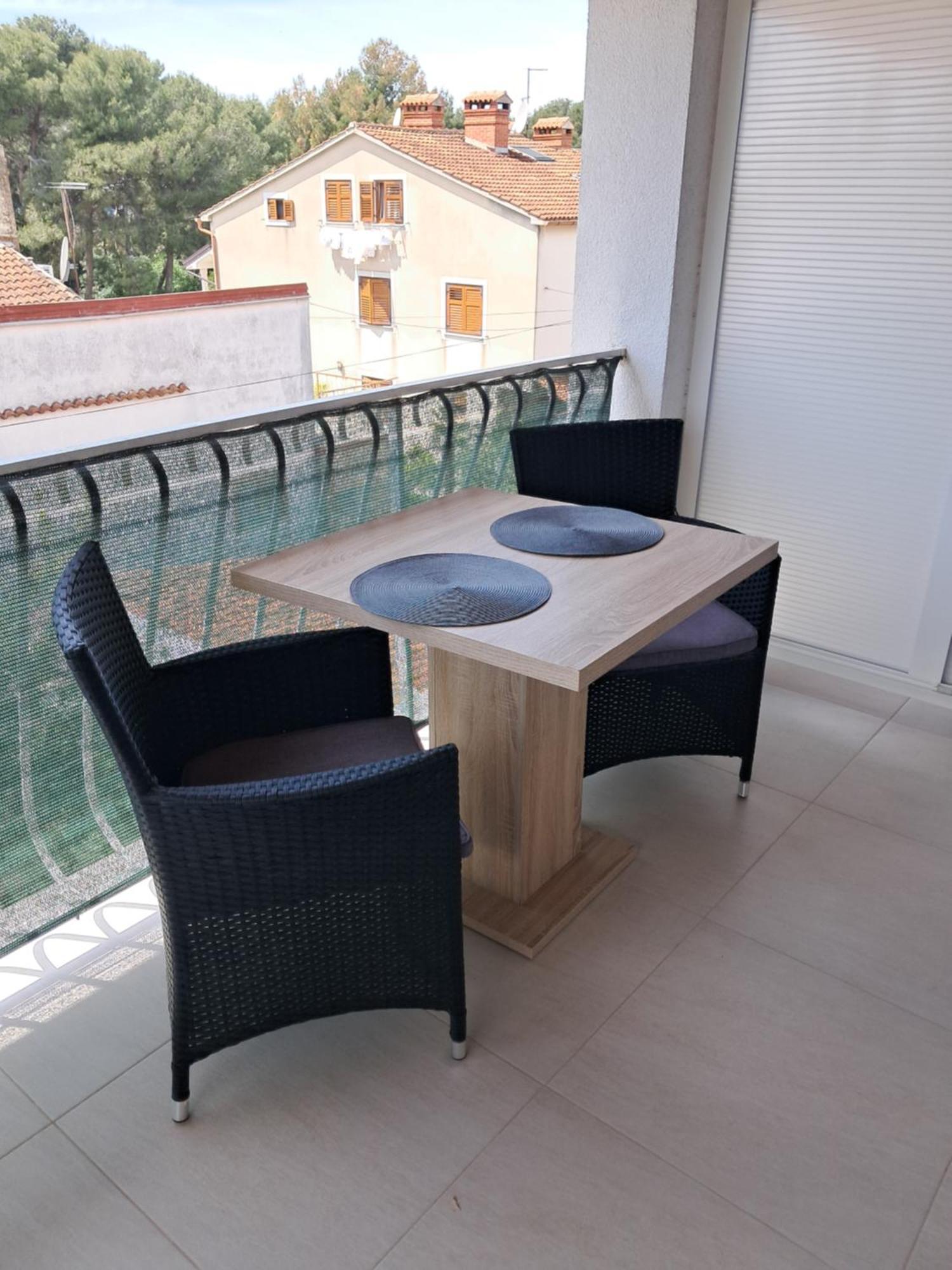 Studio Apartman Nega 2 Ровинь Экстерьер фото